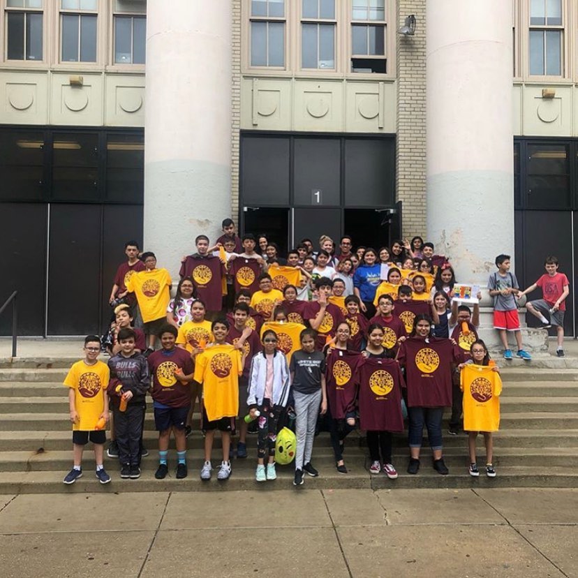 Latinos Progresando Summer Camp is in full effect! Over 100 @mariasaucedoscholasticacademy students participating in sports + fitness, science + nature, arts + tech, and other programs.