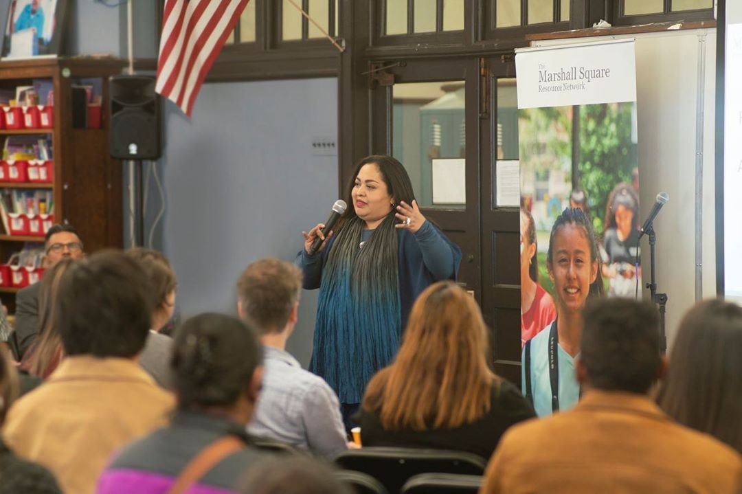 Special THANK YOU to everyone who attended The Marshall Square Resource Network Quarterly Meeting (the last one of 2019!). We were happy to welcome the Consul General of Mexico in Chicago, Reyna Torres Mendivil, talk about the various programs the Consulate General of Mexico provides for the Mexican community in the Chicagoland area. .
More than 60 organizational representatives and community members also engaged in a panel discussion led by Saul Garcia (U.S. Census Bureau), Justin Hayford (Esperanza Health Centers) and Maritza Guzman (Latinos Progresando) about the importance of filling out the 2020 U.S Census.